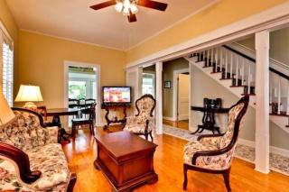 Casa de Rosalie by AvantStay Great Location w Pool BBQ Outdoor Dining Month Long Stays Only - Key West - 6
