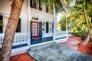 Casa de Rosalie by AvantStay Great Location w Pool BBQ Outdoor Dining Month Long Stays Only - 8