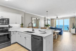 Emerald Isle Resort 1409 Beachfront Access Chairs Incl Pool Ocean Views - Panama City Beach - 5