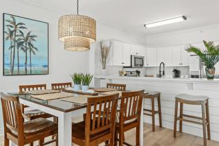 Coastal Hippy Chic by AvantStay Oceanfront 2 Pools Beach Chairs Incl. - Panama City Beach - 2