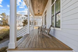 30A Aqua Vista by AvantStay Golf Cart Included Pool Acess Walk to Beach - Santa Rosa Beach - 1
