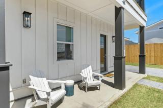 Wanderlust by AvantStay Walk to Beach Pool New Construction - Panama City Beach - 2
