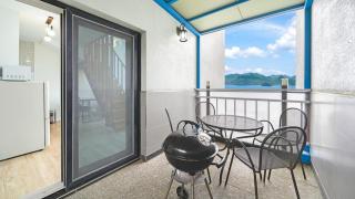 Namhae Ourpoolvilla - 1