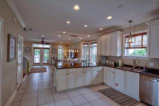 A Piece of Heaven by AvantStay Private Pool Sleeps 14 Pet-friendly - 4