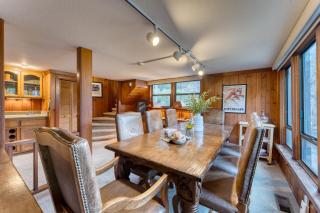 Riversong Lodge by AvantStay Sauna Hot Tub On The Truckee River - Truckee - 3
