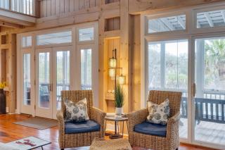 Seaclusion by AvantStay Walk to the Beach - Edisto Island - 1