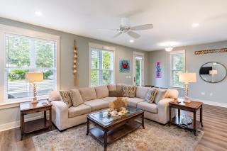 Gulf Coast Gem by AvantStay 3 blocks to Beach Town Plaza Community Pool - Santa Rosa Beach - 8