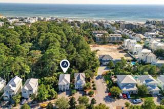 Gulf Coast Gem by AvantStay 3 blocks to Beach Town Plaza Community Pool - Santa Rosa Beach - 6