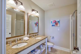 Hello 30A by AvantStay Private Beach Access Pool Fitness Center - Santa Rosa Beach - 2