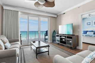 Emerald Isle Resort 405 by AvantStay Beachfront Beach Chairs Pool Access - Panama City Beach - 0