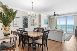 Emerald Isle Resort 405 by AvantStay Beachfront Beach Chairs Pool Access - Panama City Beach - 8