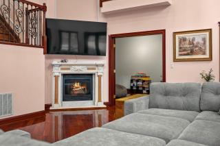 Winterfell by AvantStay HotTub Sauna Game Room - Pocono Lake - 1