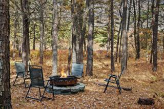 Mohegan by AvantStay Private Dock Firepit Community Pool Beach - Long Pond - 1
