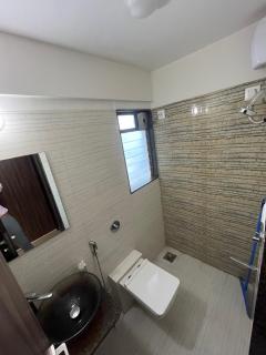 Shared Room in Apartment Building in Upper Juhu - Mumbai - 1