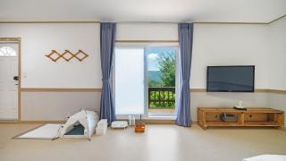 Gapyeong Between Sky and Earth Pension - Gapyeong - 9