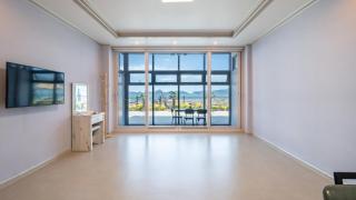 Yeosu Wayo Ocean View Pension - 9
