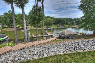 Shades of Summer by AvantStay Gazebo Dock View - Cornelius - 5
