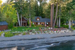 Homewood Lakefront by AvantStay Private Beach Lake Access Views - 0