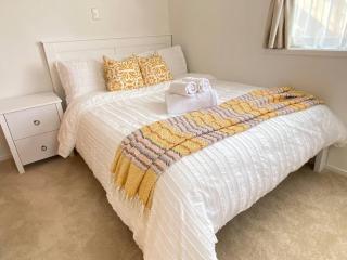 Seaview house in Howick Auckland - 2