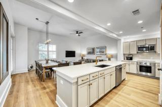 Lazy Duck Retreat by AvantStay Blue Mountain Priv Beach Access Pool Patio - Santa Rosa Beach - 2