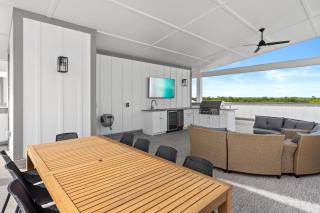 Sea Dweller by AvantStay Rooftop Spa Gulf View Golf Cart Pool - 9
