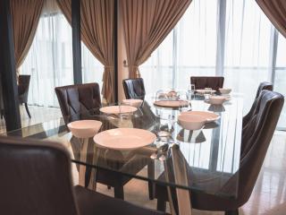 Homely Marina View 3BR Permas w Bathtub & Seaview Balcony Permas by Our Stay - Johor Bahru - 6