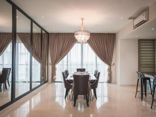 Homely Marina View 3BR Permas w Bathtub & Seaview Balcony Permas by Our Stay - Johor Bahru - 4
