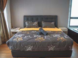 Homely Marina View 3BR Permas w Bathtub & Seaview Balcony Permas by Our Stay - Johor Bahru - 3