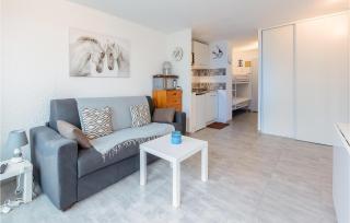 Gorgeous Apartment In Le Grau-Du-Roi - Le Grau-du-Roi - 8