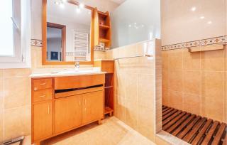5 Bedroom Awesome Home In Reus - Reus - 5