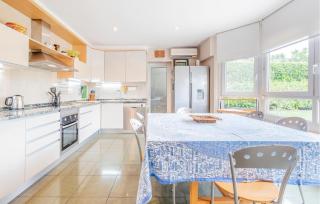 5 Bedroom Awesome Home In Reus - Reus - 4