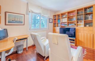 5 Bedroom Awesome Home In Reus - Reus - 2