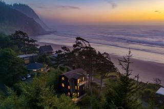 Cove Keep by AvantStay Stunning Ocean Views Designed for Groups - Arch Cape - 0