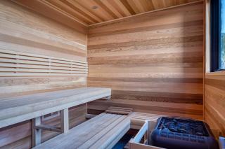 Reflection by AvantStay Sleeps 18 Lake Views Hot Tub Game Room - Keetley - 3