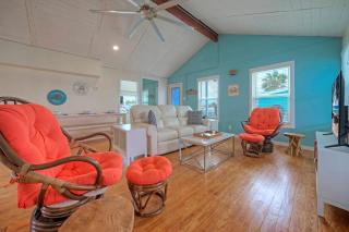 Port A Cottage by AvantStay Private Patio Deck Designed for Groups - 6