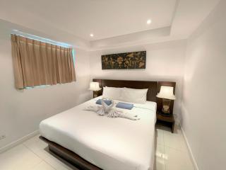 Sea view apartment at Kata Ocean View by Lofty - Ban Kata - 4