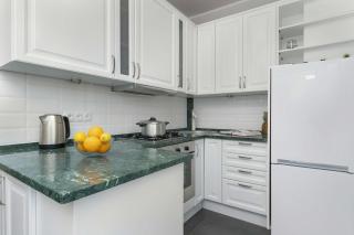 Jasny Apartament z Parkingiem Główne Miasto w Gdańsku by Noclegi Renters - Danzig - 7