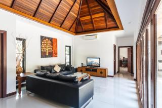 Frangipani pool villa - garden, BBQ & maid - 8