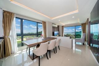 Surin sea view 3br apartment with jacuzzi - 9