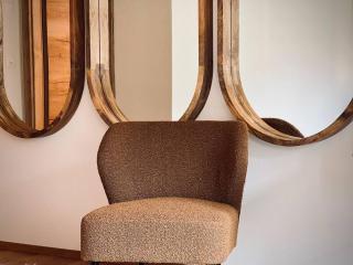 Hidden Retreats 1466 Edition - 1