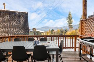Chickaree Chickadee Buyout by AvantStay 2 Sister Cabins - Tahoe City - 9