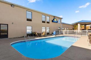 Days Inn by Wyndham Hillsboro - Hillsboro - 5