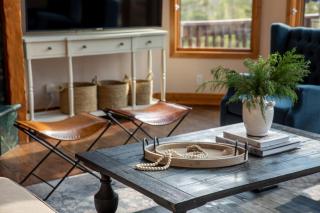 Zendo by AvantStay Serene Mountain Abode w Hot Tub Views - 3