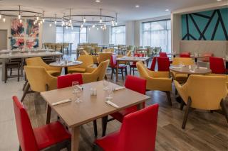 Hilton Garden Inn Tacoma Downtown - Tacoma - 2