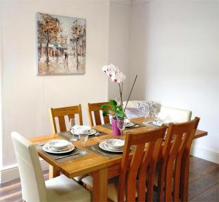 Newly Renovated 3 Bedroom House, 6 beds with 2 showers, near University Town Centre - Lancaster - 2