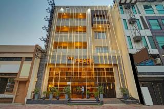 Hotel The Pearl, City Center - Traveler's Choice Award Winner for 2025 - Nueva Delhi - 9