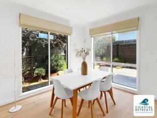 Seclusion in The Crescent - Inverloch - 7