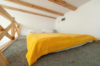 Przytulne Studio z Antresolą w Łodzi by Noclegi Renters - Łódź - 9