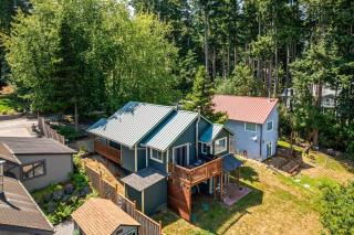 Seaside Getaway by AvantStay Deck w Views - Langley - 3