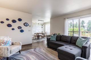 Seaside Getaway by AvantStay Deck w Views - Langley - 1